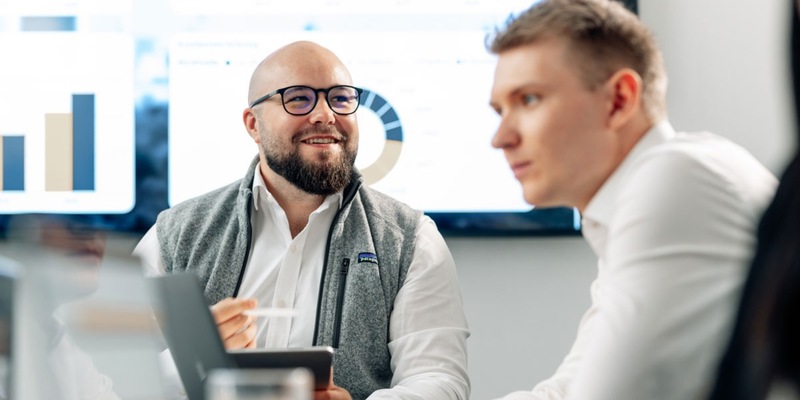 Remote vs. Office - Welches Arbeitsmodell ist finanziell lohnenswerter? CFO klärt auf - Foto: presseportal.de