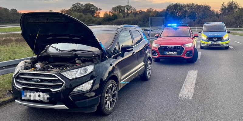 FW Alpen: Gemeldeter Pkw-Brand auf der Autobahn 57 - Foto: presseportal.de