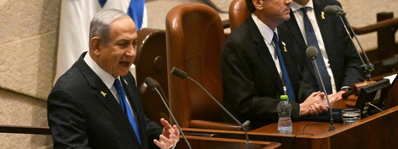 Der israelische Ministerpräsident Benjamin Netanjahu im Parlament - Foto: Debbie Hill/UPI Pool via AP/dpa