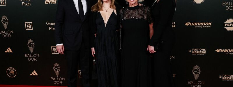 Franz Beckenbauers Familie reiste zur Ballon-d'Or-Gala in Paris. - Foto: Franck Fife/AFP/dpa