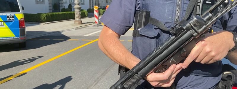 In München tötete die Polizei einen 18-Jährigen, der auf das israelische Generalkonsulat und das NS-Dokumentationszentrum geschossen hatte. (Archivbild) - Foto: München TV/dpa