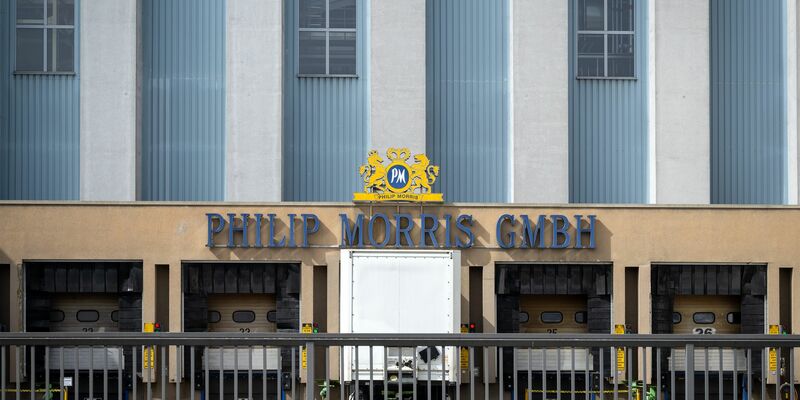 In der ersten Jahreshälfte 2025 soll die Produktion im Berliner Werk von Philip Morris eingestellt werden (Archivbild). - Foto: Soeren Stache/dpa