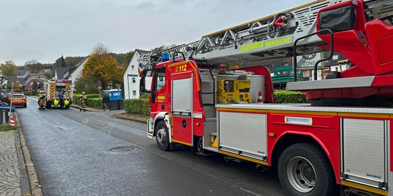 FW-EN: Mehrere Ölspuren im Stadtgebiet und ausgelöster Heimrauchmelder am Heinrich-Heine-Platz - Foto: presseportal.de