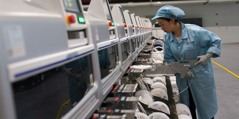 Nach Monaten trüber Stimmung in Chinas produzierendem Gewerbe bessern sich die Aussichten. (Archivbild) - Foto: Han Chuanhao/XinHua/dpa