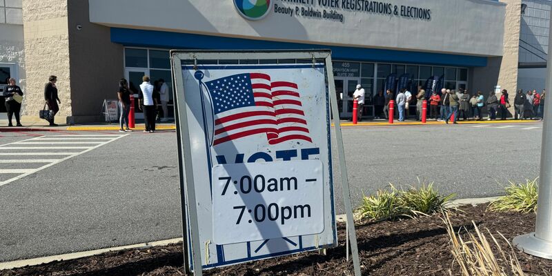 Ein Wahllokal im Gwinnett County im US-Bundesstaat Georgia. (Archivbild) - Foto: Luzia Geier/dpa
