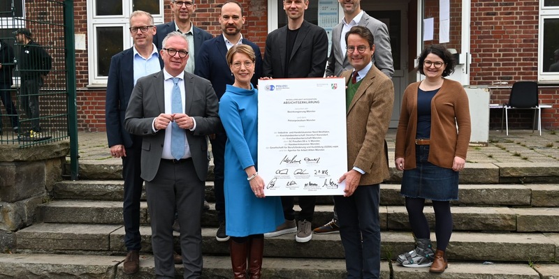 POL-MS: Modellprojekt Integration in der ZUE Münster Wollen den Menschen Perspektiven aufzeigen - Foto: presseportal.de