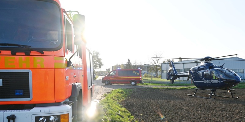 FW Pulheim: Betriebsunfall im Gewerbegebiet Brauweiler - Foto: presseportal.de