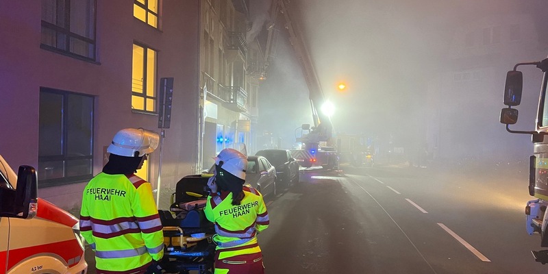 FW-HAAN: Wohnung brennt an der Bahnhofstraße aus - eine Verletzte - Foto: presseportal.de