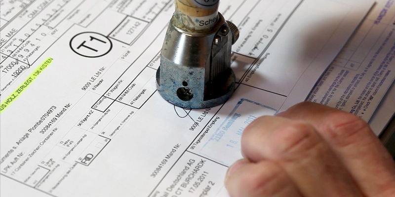 HZA-KA: Zollamt Baden-Baden am 19. März 2025 nur eingeschränkt erreichbar - Foto: presseportal.de