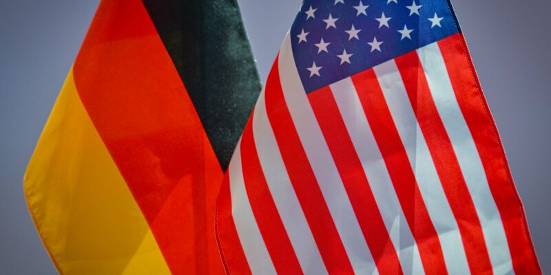 Die Wirtschaft erwartet den Wahlausgang in den USA mit Spannung.  - Foto: Patrick Pleul/dpa