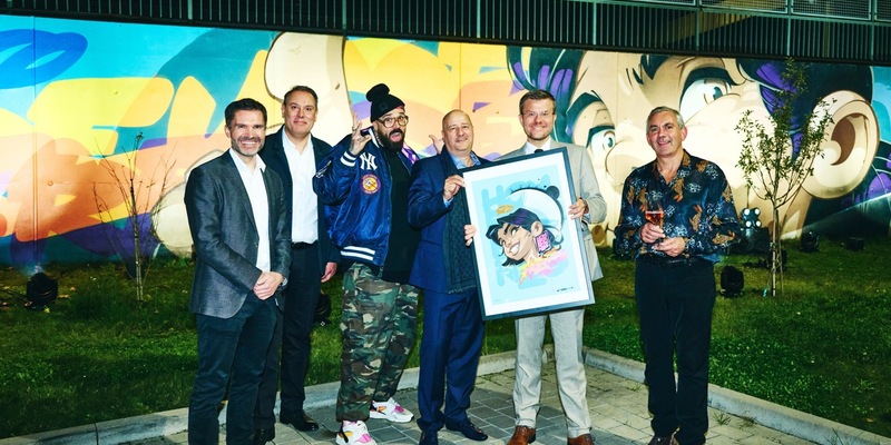 Exklusiv für den BMW Bank Drivers Club: Neues Street-Art-Kunstwerk an der Stützwand der Gustav-Adolf-Brücke der BMW Niederlassung Nürnberg feierlich enthüllt - Foto: presseportal.de
