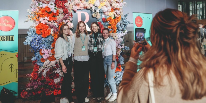 PR Report Camp 2024: 60 Top-Profis unterstützen junge Talente beim Ein- und Aufstieg in der PR-Branche - Foto: presseportal.de