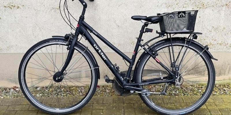 POL-HK: Essel/A 7: Ohne Führerschein und unter Drogeneinfluss; Schwarmstedt: Fahrradeigentümer gesucht (FOTO); Soltau: Vorsicht: Betrüger geben sich als Vorwerk-Mitarbeiter aus! - Foto: presseportal.de