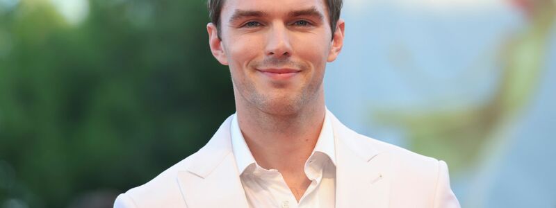 Der britische Schauspieler Nicholas Hoult. (Archivbild) - Foto: Vianney Le Caer/Invision/AP/dpa