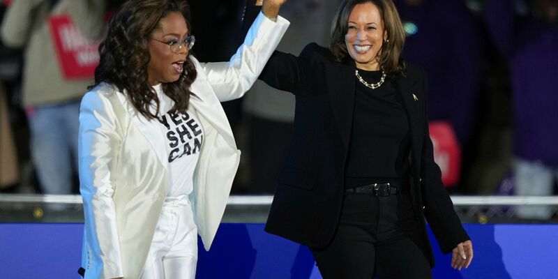 Oprah Winfrey ist ein Superstar in den USA - und unterstützt Kamala Harris. (Archivbild) - Foto: Matt Slocum/AP/dpa