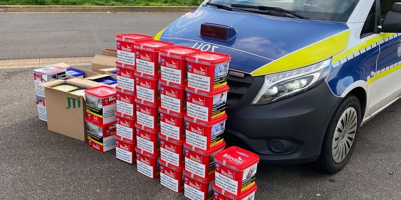 HZA-SB: Saarbrücker ZOLL stellt Jahresbilanz 2024 vor; Über 6 Tonnen Wasserpfeifentabak sichergestellt - Foto: presseportal.de