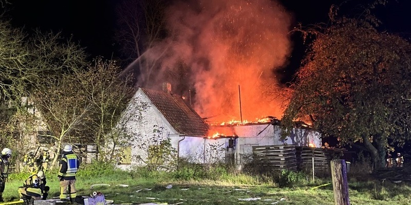 POL-MI: Leerstehendes Bauernhaus fängt Feuer - Foto: presseportal.de