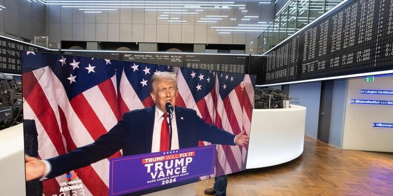 Donald Trump gewinnt die US-Präsidentschaftswahl - berichtet die Nachrichtenagentur AP unter Berufung auf Erhebungen und Prognosen. - Foto: Boris Roessler/dpa