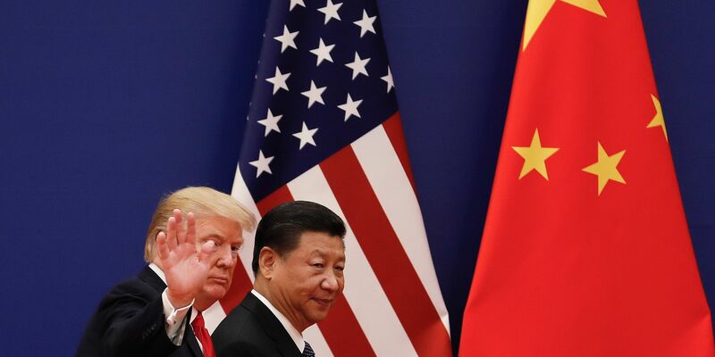 Chinas Staatschef Xi Jinping warb im Telefonat mit Donald Trump für Kooperation. (Archivbild)   - Foto: Andy Wong/AP/dpa