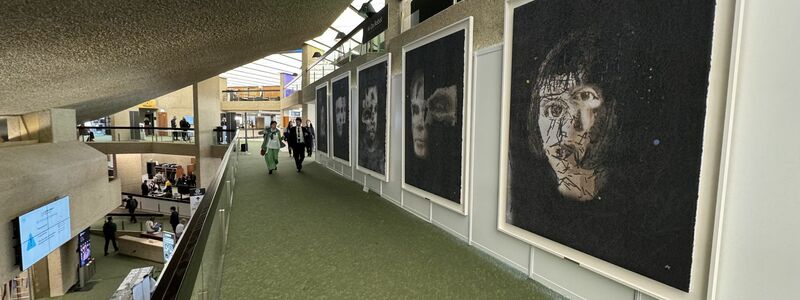 Erschaffen von einer Roboterkünstlerin: Kunstwerke von Ai-Da. (Archivbild) - Foto: Ai-Da Robot Studio/PA Media/dpa