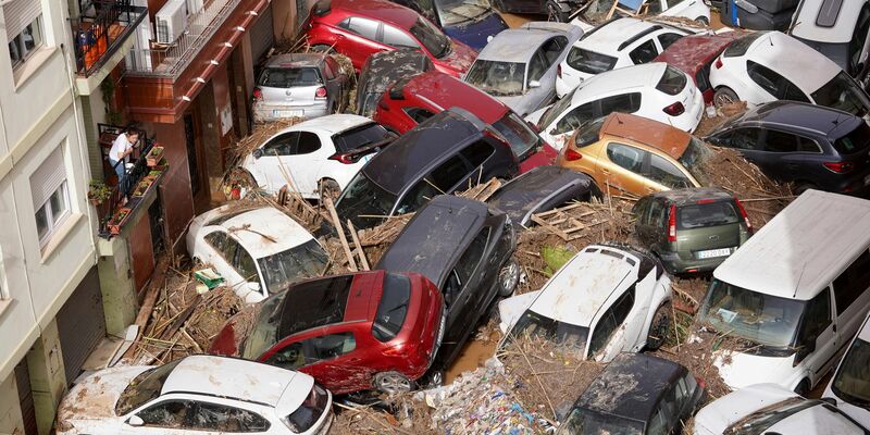 Unwetter in Spanien haben Ende vergangenen Jahres für mehr als 200 Tote und massives Chaos gesorgt. - Foto: Alberto Saiz/AP/dpa