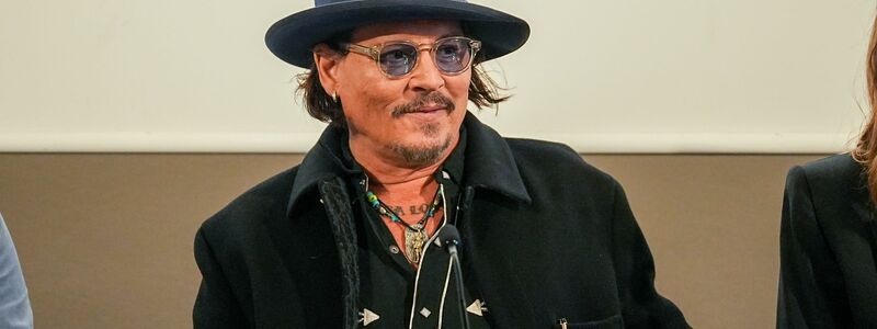 Johnny Depp stellt Opfern Hilfe in Aussicht. - Foto: Francisco J. Olmo/EUROPA PRESS/dpa