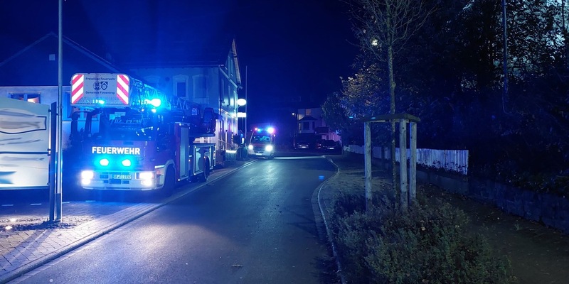 FW Finnentrop: Industriebrand in Finnentrop-Weringhausen - Foto: presseportal.de