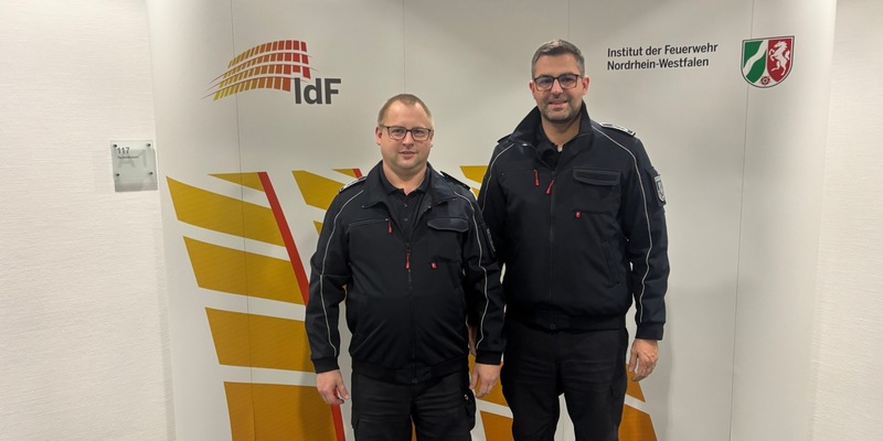 FW-AR: Stellvertretende Wehrführer meistern Lehrgang an der Feuerwehrschule NRW - Foto: presseportal.de