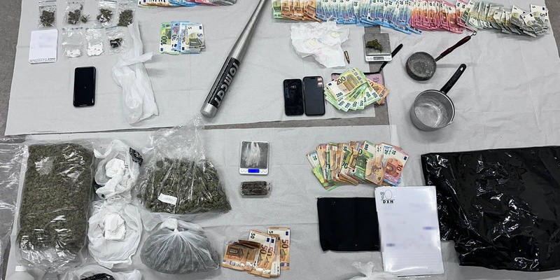 POL-K: 241111-2-K Mutmaßlicher Drogenhändler vom Wiener Platz festgenommen - diverse Betäubungsmittel und Bargeld sichergestellt - Foto: presseportal.de