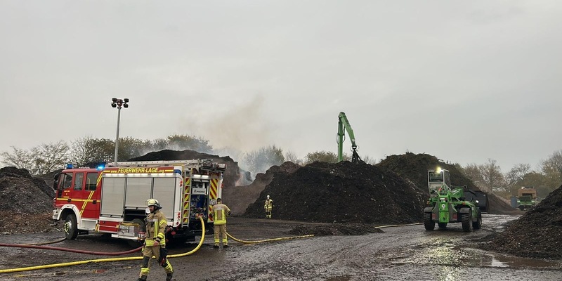 FW Lage: Erneuter Brand in einem Betrieb in Lage-Kachtenhausen. - Foto: presseportal.de