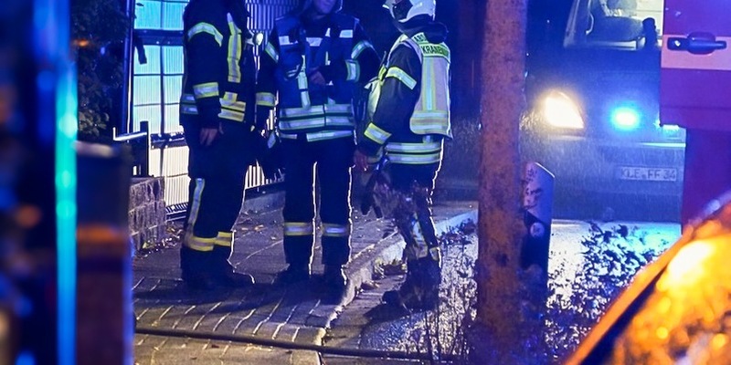 FW Kranenburg: Starke Rauchentwicklung an der Thielenstraße - Foto: presseportal.de