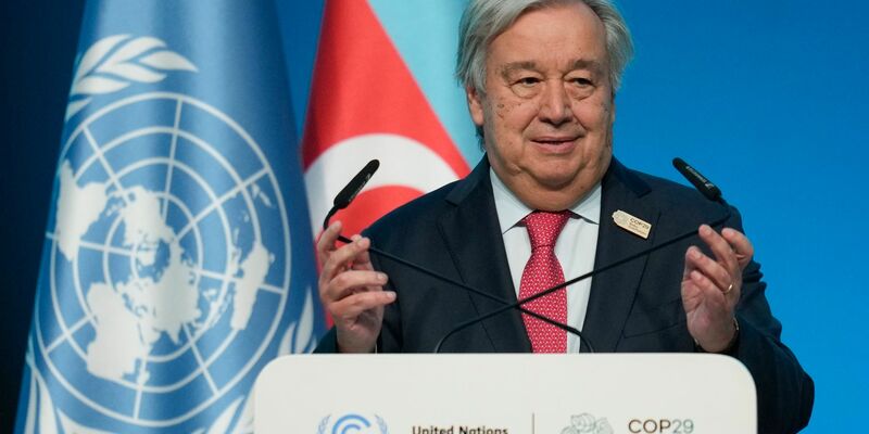 Guterres läutet auf der Weltklimakonferenz die Alarmglocke. - Foto: Rafiq Maqbool/AP/dpa