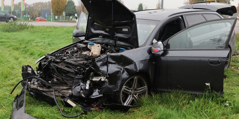 POL-HF: Zusammenstoß im Kreuzungsbereich - Zwei Personen leicht verletzt - Foto: presseportal.de