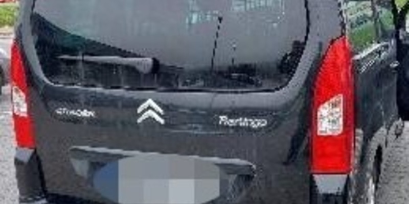 POL-HM: Polizei sucht Zeugen zu einem Verkehrsunfall - Foto: presseportal.de