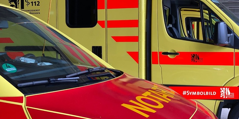 FW Dresden: Arbeitsunfall auf Infineon-Baustelle: Gerüst stürzt um, ein Arbeiter schwer verletzt - Foto: presseportal.de