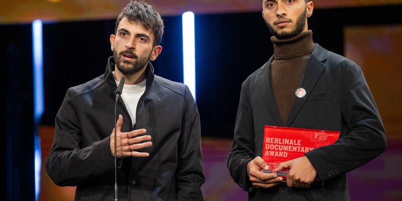 Die Regisseure Yuval Abraham und Basel Adra wurden für «No Other Land» mit einem Europäischen Filmpreis ausgezeichnet. (Archivbild) - Foto: Monika Skolimowska/dpa