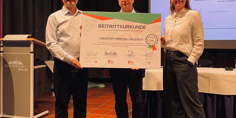 Jobcenter Bielefeld tritt #sicherimDienst bei / Schutz und Sicherheit der Mitarbeitenden im Fokus / Erste gemeinsame Einrichtung von Bund und kommunalem Träger im Präventionsnetzwerk - Foto: presseportal.de