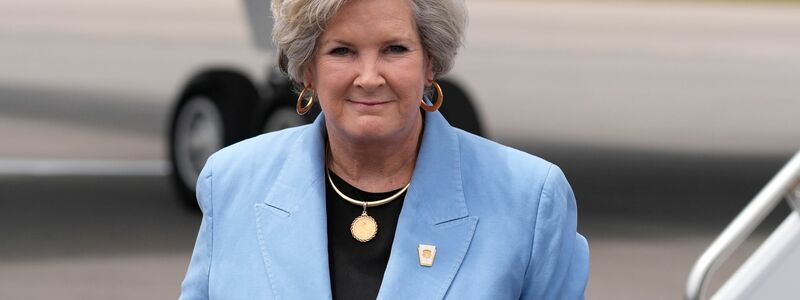 Susie Wiles hat Donald Trump über Jahre hinweg begleitet - unter anderem als Co-Wahlkampfmanagerin. (Archivfoto) - Foto: Alex Brandon/AP/dpa
