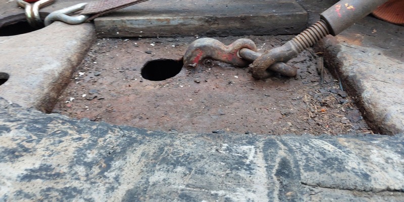 POL-KI: 241114.1 Kiel: Schwertransport aufgrund erheblicher Mängel stillgelegt - Foto: presseportal.de