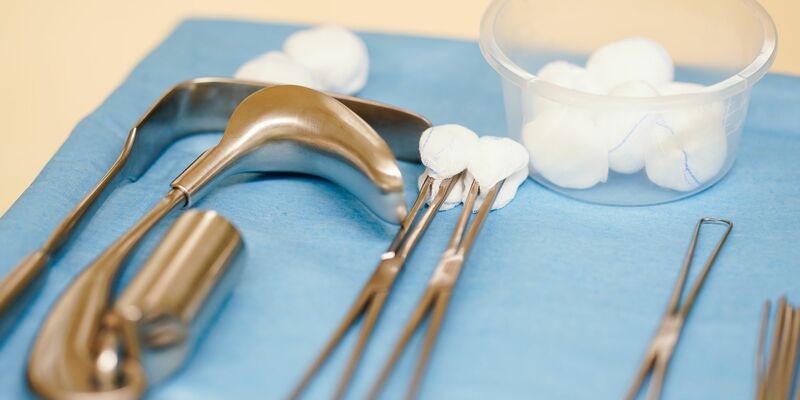 Abgeordnete mehrerer Fraktionen legen Entwurf zur Legalisierung von Abtreibungen vor. (Symbolbild) - Foto: Uwe Anspach/dpa