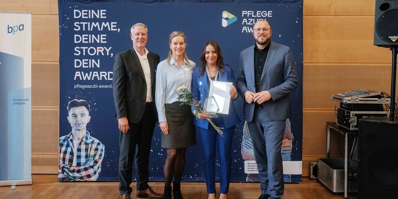 Khaoula Chahboun erhält schleswig-holsteinischen Pflegeazubiaward 2024 / bpa zeichnen erneut Pflege-Auszubildende in Kiel aus - Foto: presseportal.de