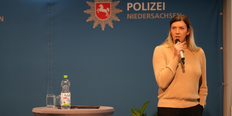 POL-H: Erster Fachkongress LSBTIQ und Diversität der Polizei Niedersachsen - Ein Meilenstein für eine inklusive Polizeiarbeit - Foto: presseportal.de