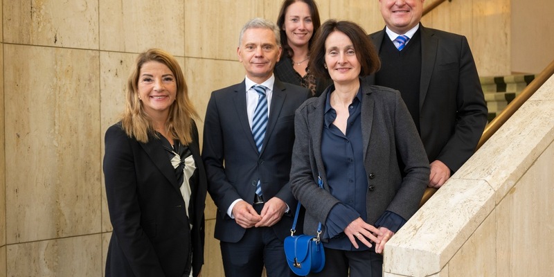 Kammerpräsident fordert Stabilität für Apotheken in extrem turbulenten Zeiten / Die Krise der Ampel darf Hängepartie bei Reformen nicht verlängern / Kammer und MAGS sind sich einig: Kein Weiter so - Foto: presseportal.de