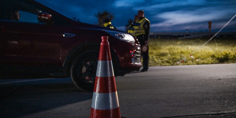 BPOL NRW: Urkundenfälschung, unerlaubt eingereist und Strafvollstreckungshaftbefehl - Bundespolizei nimmt Mann an Grenze zu Belgien fest - Foto: presseportal.de