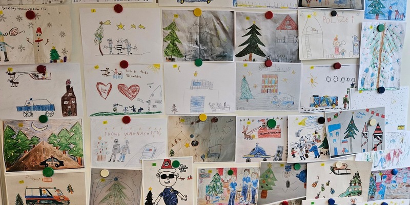 POL-DN: Weihnachts-Malwettbewerb für Kinder: Die Polizei rettet Weihnachten - Foto: presseportal.de