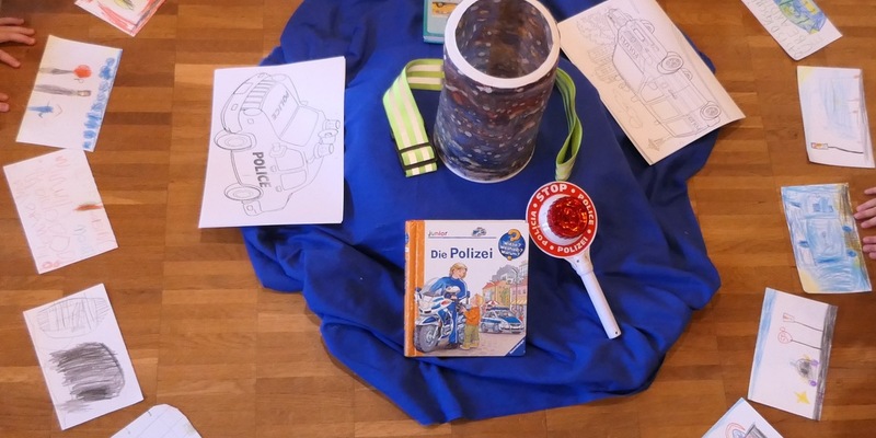 Bundespolizeidirektion München: Bundespolizeidirektion München beteiligt sich am bundesweiten Vorlesetag /24 Vorleseaktionen mit über 30 Bundespolizistinnen und Bundespolizisten - Foto: presseportal.de