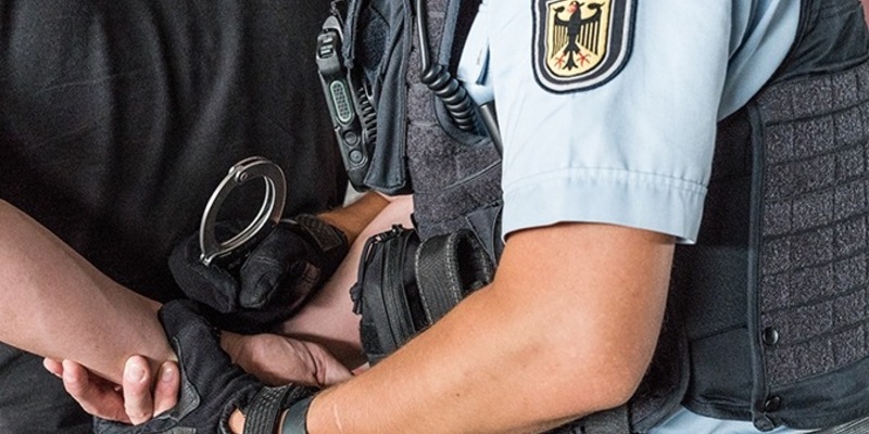 BPOL-HB: Sexualtäter im Bremer Hauptbahnhof auf frischer Tat ertappt - Foto: presseportal.de