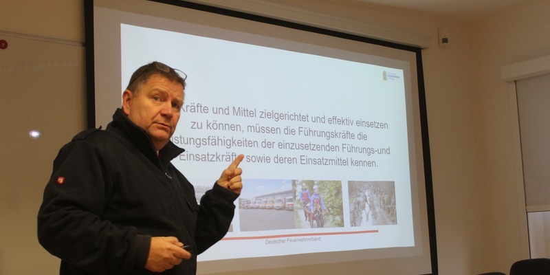 POL-STD: Peugeot in Stade aufgebrochen, Tageswohnungseinbrecher schlagen in Stade zweimal zu - Foto: presseportal.de