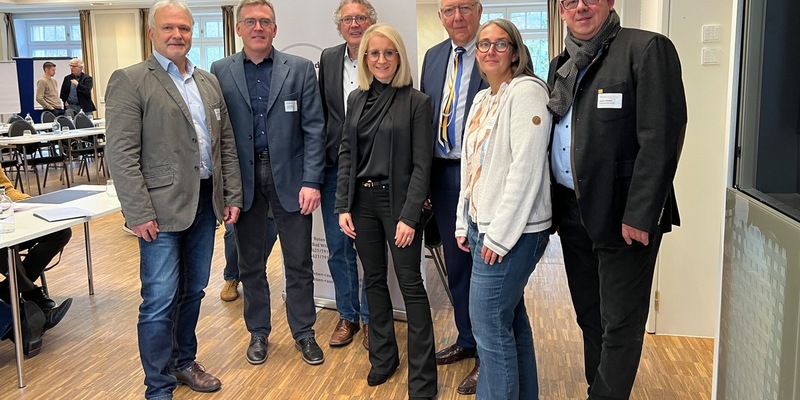 Andrea Belegante zur Nachfolgerin von Hauptgeschäftsführer Hermann Hubing gewählt - Foto: presseportal.de