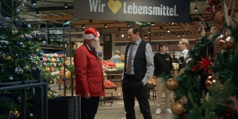 Weihnachten mal anders: EDEKA-Kampagne macht Schluss mit Weihnachtsmelancholie - Foto: presseportal.de